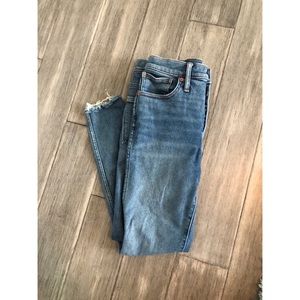 10 inch high rise skinny raw hem